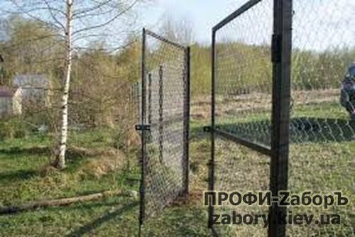 Ворота з сітки рабиці