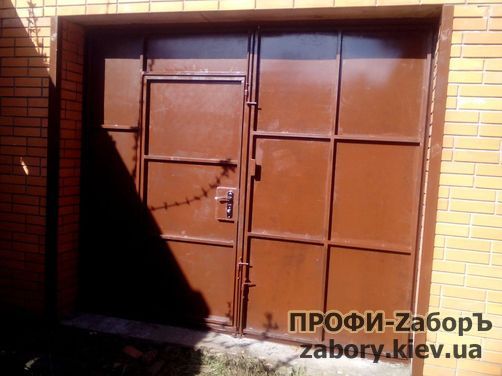 Гаражні ворота