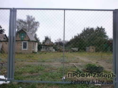Паркан із зварної сітки з полімерним покриттям в рамках